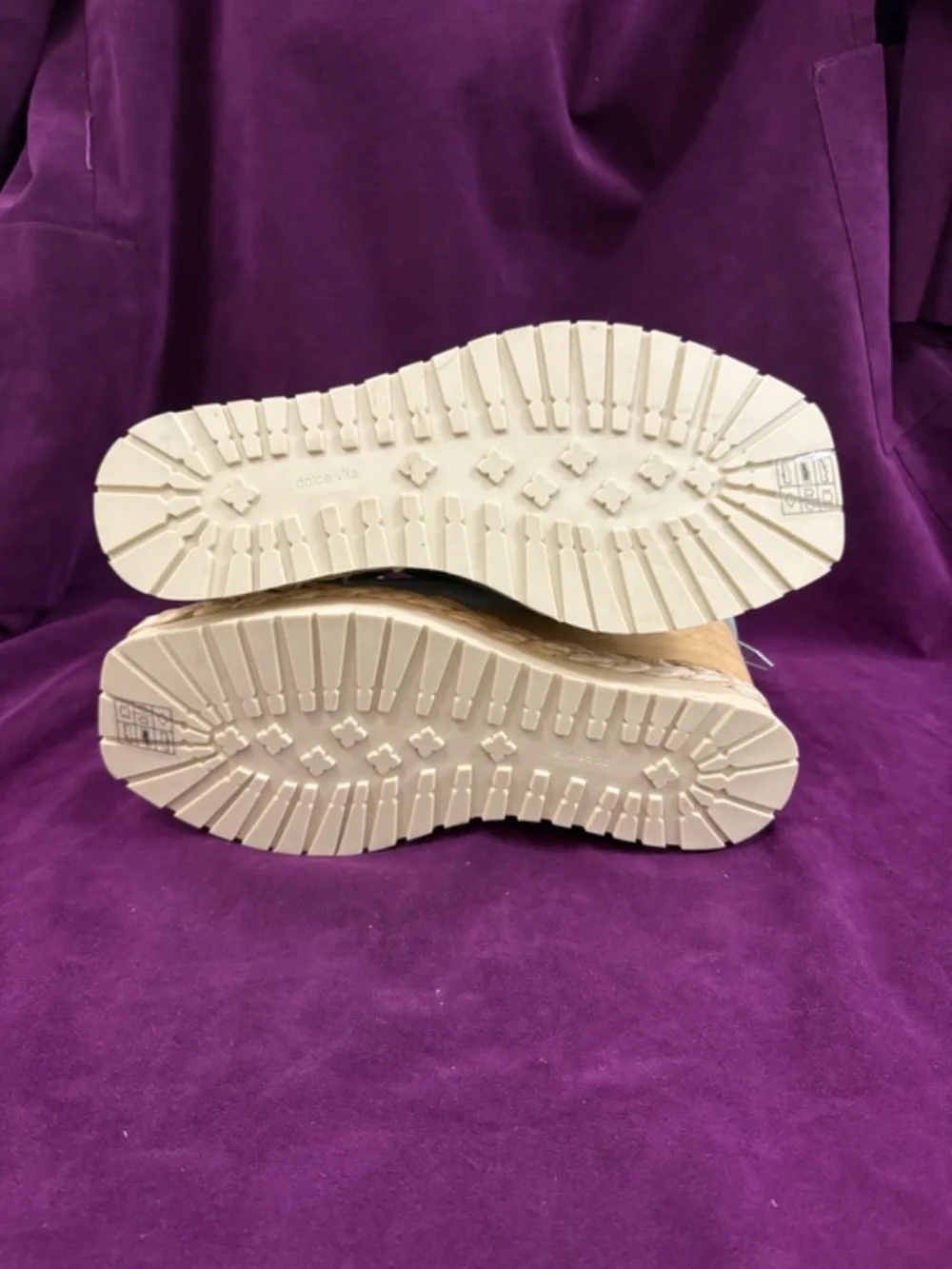 Dolce Vita Parle wedge sandals